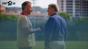 هانزي فليك يرد بحزم على شائعات رحيله عن برشلونة